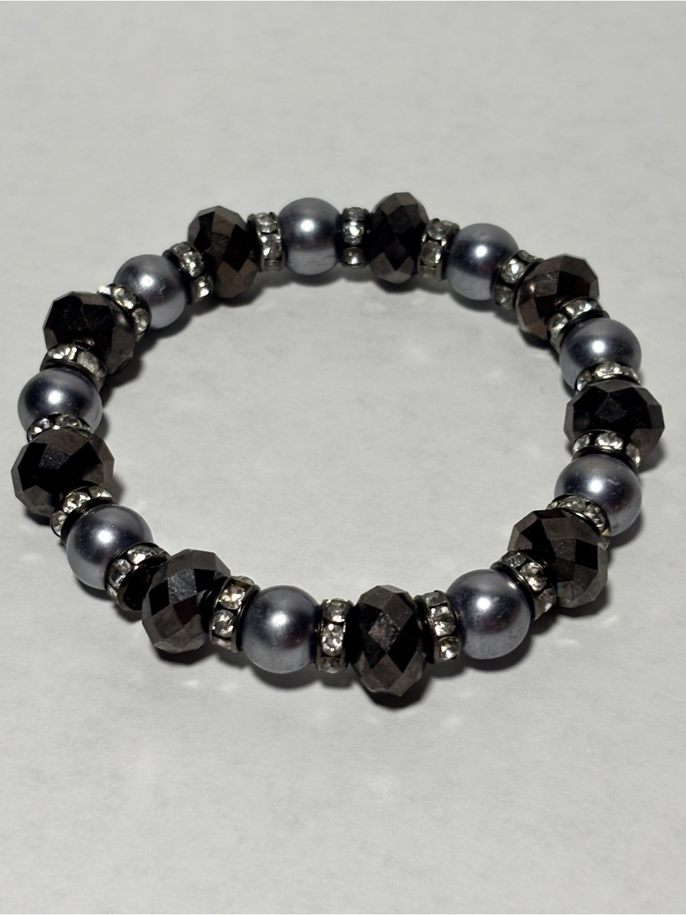Gray Pearl and Hematite Faceted Bead Stretch Bracelet